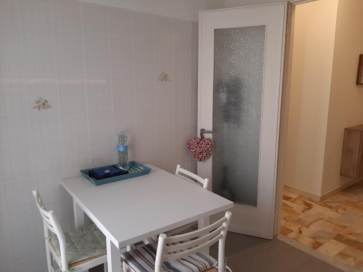 Gerani 2, Rapallo Luaran gambar